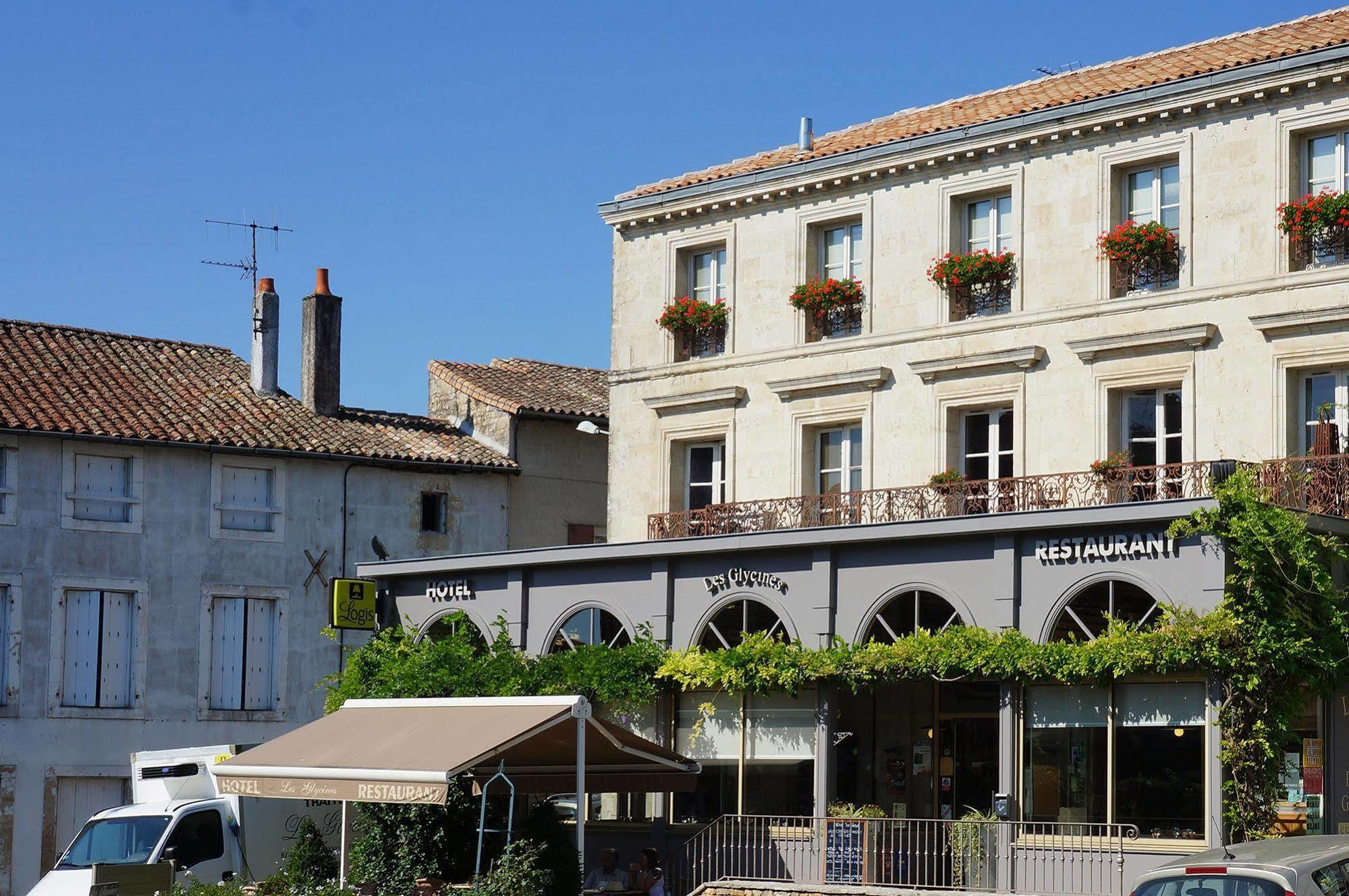 Logis Hotels Les Glycines Melle  Exterior photo